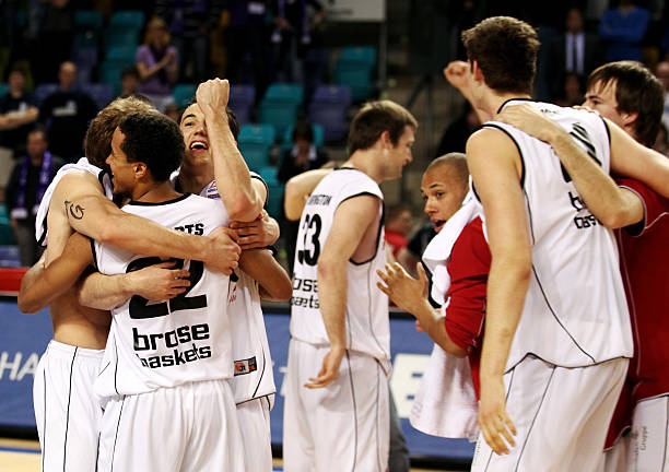 在冷雨中 在冷雨中