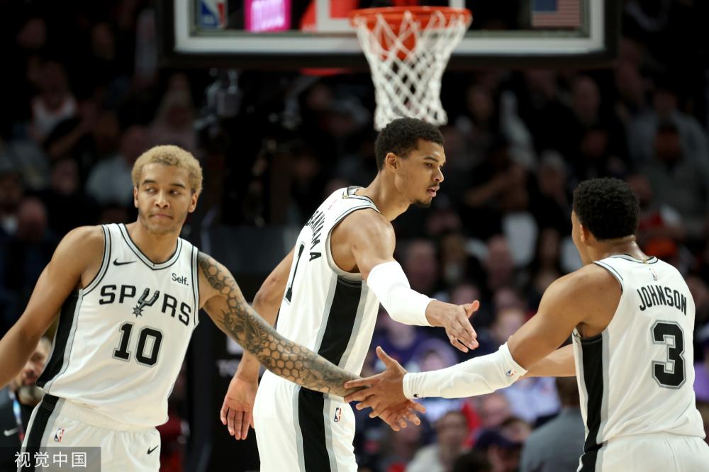 珠般闪烁 珠般闪烁